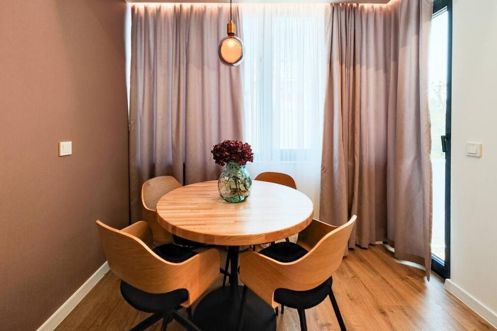 Opal Beachfront Apartment Warna Exterior foto
